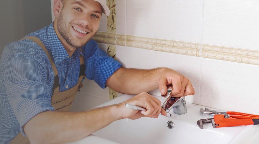 Professional clogged drains services in Reydon, OK